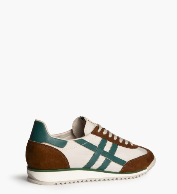 Alternative view of Deportivas M6050 Marrón